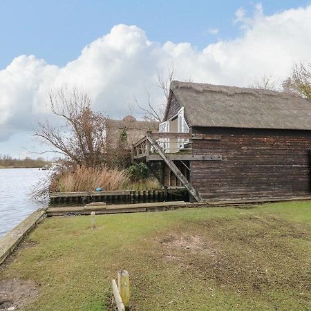 Villa Cygnus Boathouse à South Walsham Extérieur photo